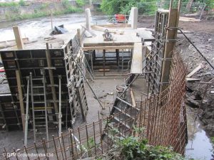 Hydro power in-situ reinforced concrete wall construction - DTM Groundworks Ltd