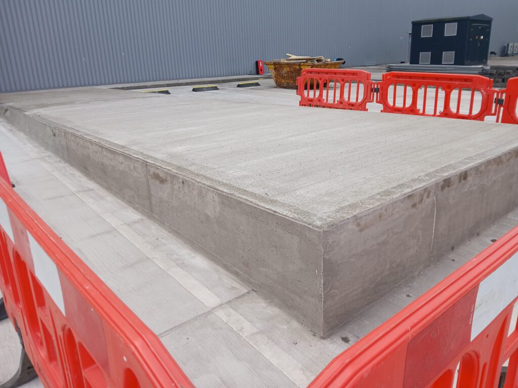 B&M Ellesmere Port - bunded fuel tank reinforced concrete base